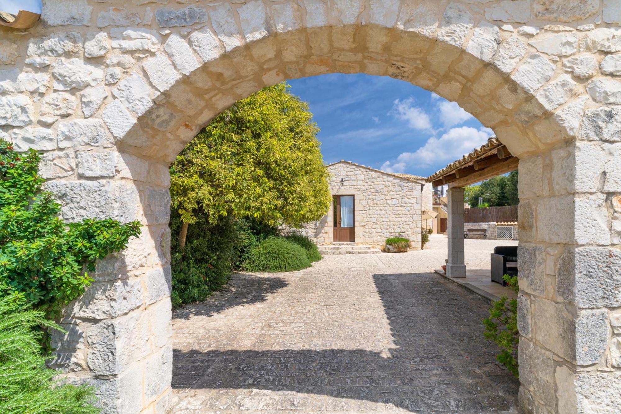 Borgo Monachella Acomodação com café da manhã Ragusa Exterior foto
